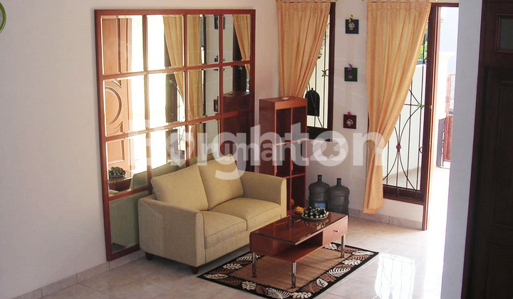 Weekly house in Kalideres