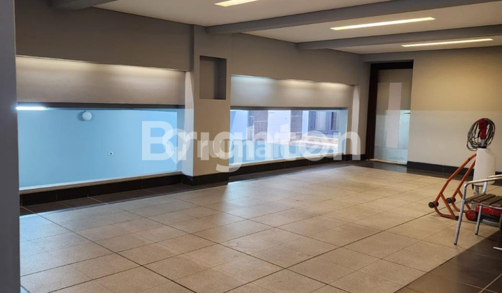 3-STORY SEMI-FURNISHED HOUSE IN INTERCON KEBON JERUK, WEST JAKARTA 2