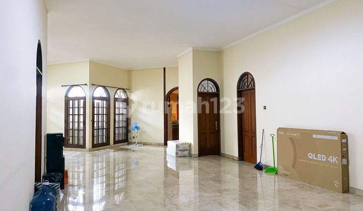 Hook Area House Kuningan 2