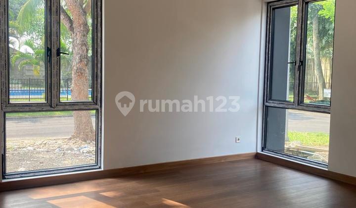 Independent Building House - New 2