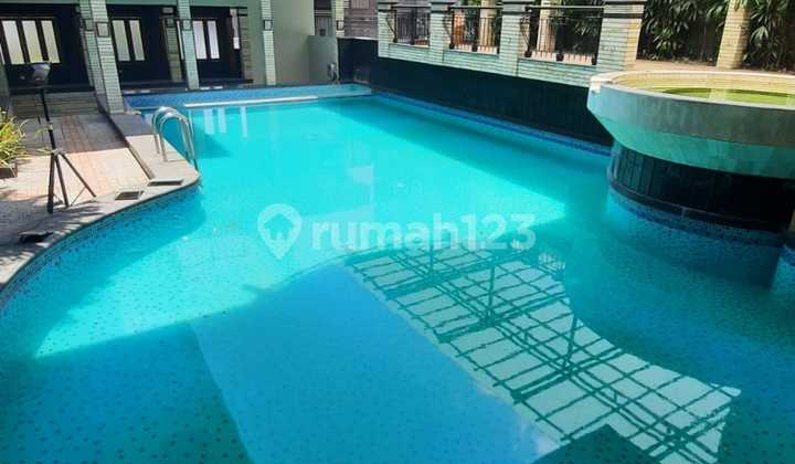 Jual Rumah Mewah Di Setraduta Dgn Kolam Renang Jual Rumah Mewah Di Setraduta Dgn Kolam Renang