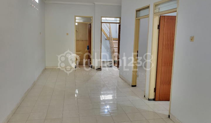 Jangan Salah Pilih.. Rumah di Taman Holis Indah 1 Bandung