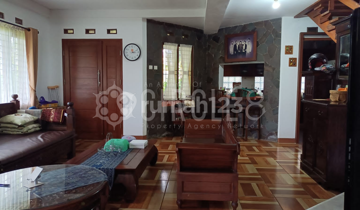 Wife's Dream.. Semi-Furnished House in Setiabudi Regency Sersan Bajuri Bandung