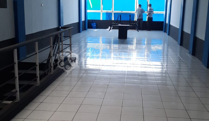 Awesome, Commercial Space (Ruko) for Rent in Sudirman, Bandung.