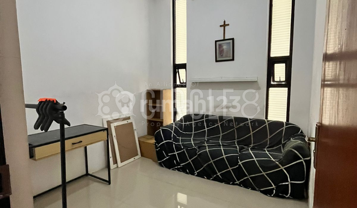 Best Price.. House in Taman Kopo Indah Bandung