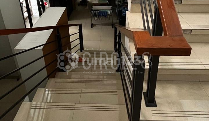 For Sale Beautiful Modern Minimalist House in Istana Sudirman Bandung 2