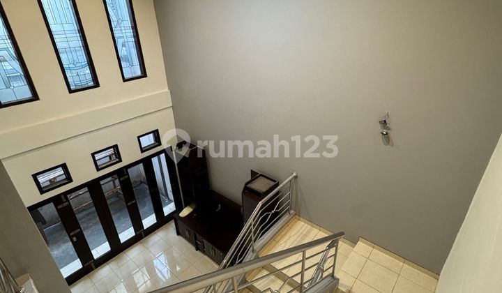 2-Story House in Taman Holis Indah 2 Complex, Bandung City 2
