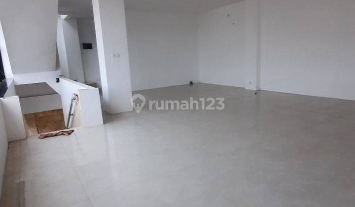 Cocok Untuk Kantor Ruang Usaha 3LANTAI Di Area Mainroad Pungkur Regol Bandung Kota 2