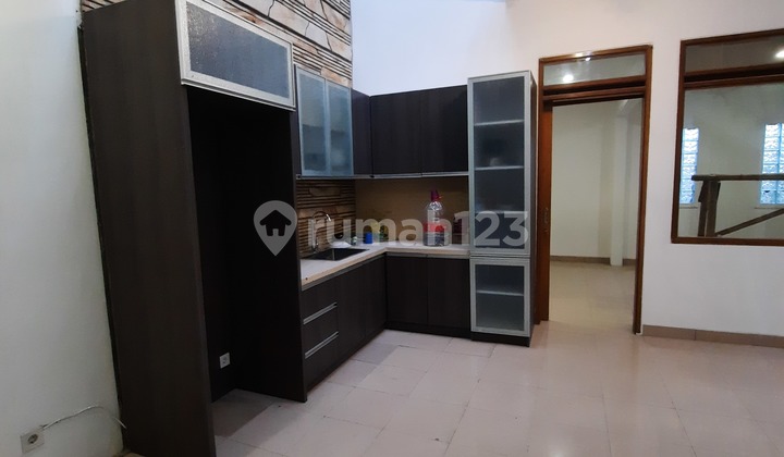 Sewa Rumah Di Setra Duta Bandung 2