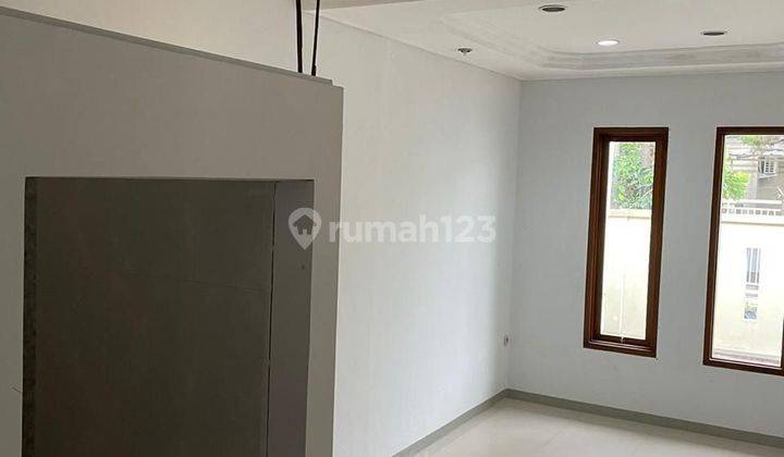 Rumah   Dijual Di Taman Holis Indah Sudah Renovasi 2