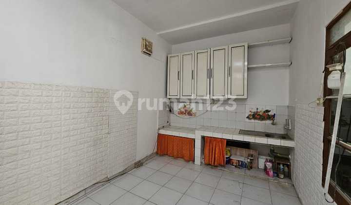 Sell House in Taman Holis Indah 2