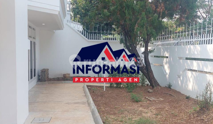 Rumah Hoek 2 Lantai Puri Indah Siap Huni