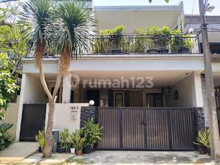Megapolitan Cinere - Rumah Cantik 2 Lantai untuk Hunian Idaman di Lingkungan Perumahan Asri Lokasi Startegis Ciinere