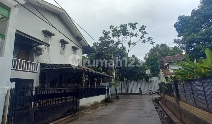 Good 2-Story Hook House in Mampang Prapatan, South Jakarta, Strategic Location 2