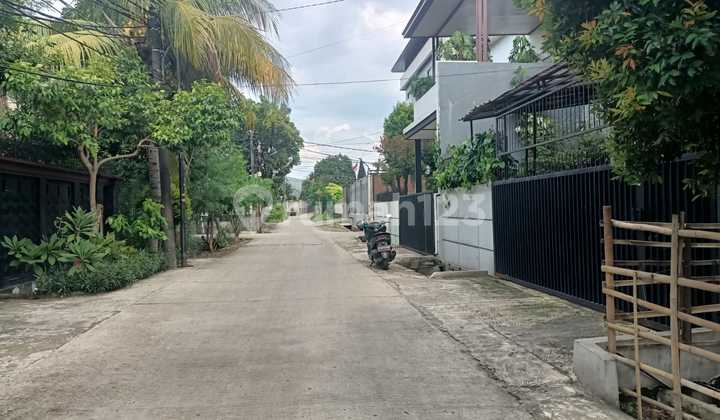 Rumah Modern 2 Lantai di Joglo Jakarta Barat Harga di Bawah Pasaran 2