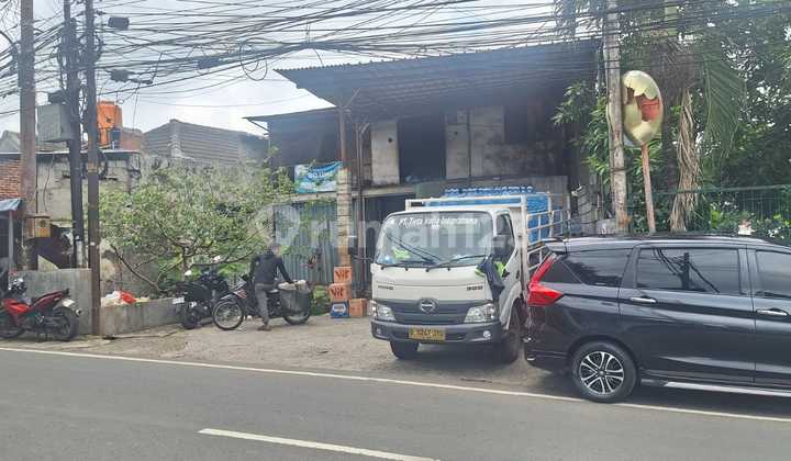 Rumah 2 Lantai Cocok untuk Usaha Lokasi Sangat Strategis di Jakarta Selatan