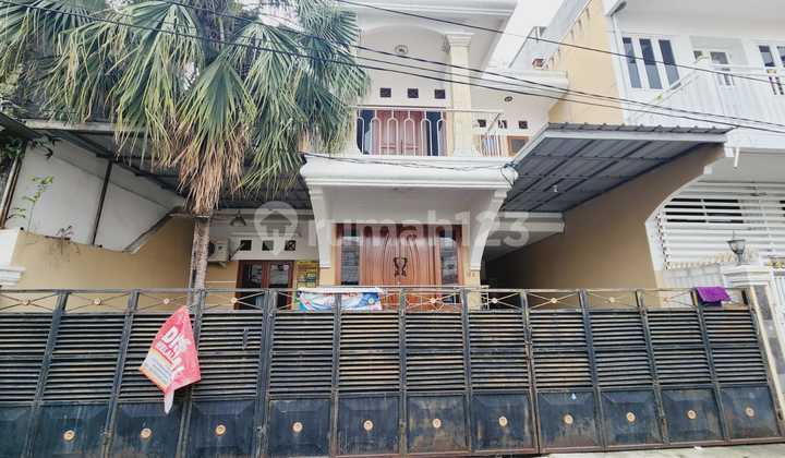 Rumah 2 Lantai di Simprug Jakarta Selatan Rumah