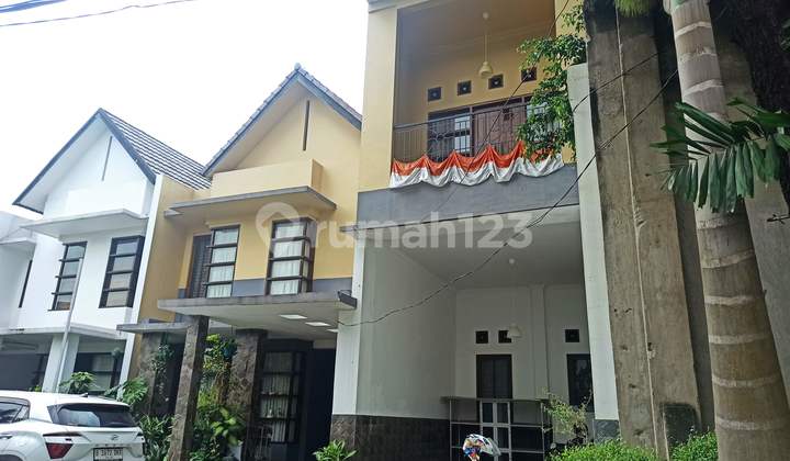 Rumah di Dalam Cluster di Pondok Labu di Jual Cepat