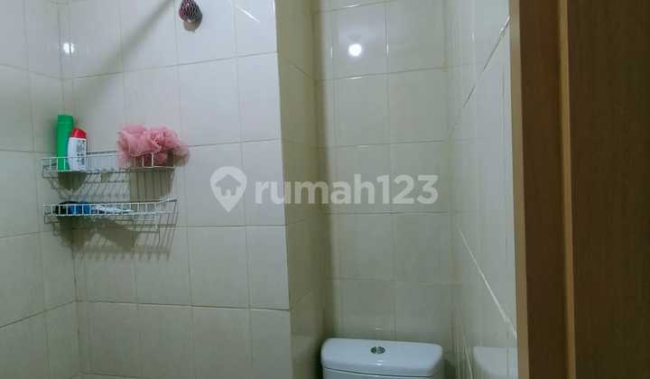 For Sale or Rent: 2BR apartment in Victoria Square fully furnished. 2