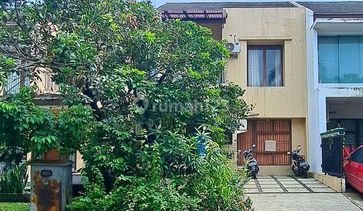 Rumah Dijual Cepat Emerald Town House Bintaro Jaya, Butuh Renovasi, 2 Lantai, SHM 1