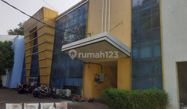 Ruang Usaha Gedung Kantor 2,5 Lantai Jl. H. Saaba, Jakarta Dijual 1