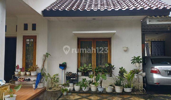 Dijual Rumah Modern di Komplek Karang Tengah Permai 2