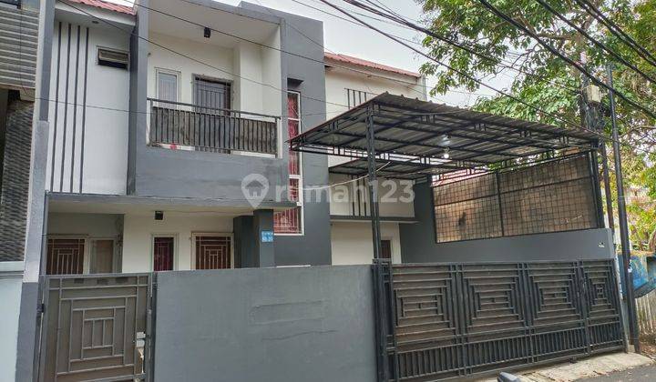 Dijual Rumah Siap Huni Lokasi Stretegis Di,bintaro Sektor 1, Jakarta Selatan. 1