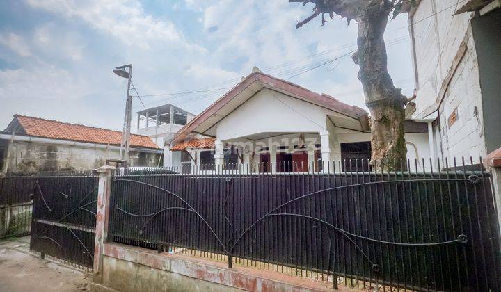 Dijual rumah minimalis lokasi strategis dekat bintaro 1