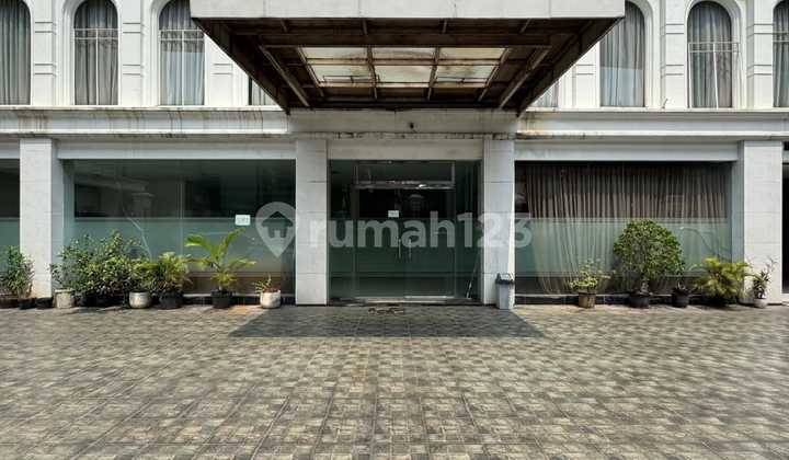 For Quick Sale Office in Strategic Location & Business Area Kebayoran Baru South Jakarta
