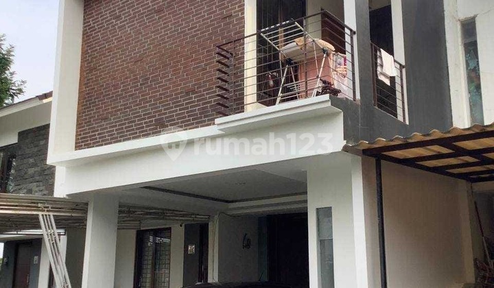 Rumah 2 Lantai Semi Furnished di Graha Raya Cluster Viola Residence, Tangerang Selatan 2
