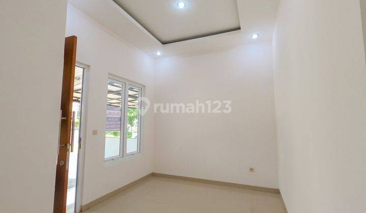 Dijual Rumah 2 Lantai Modern Minimalis di Royal Serpong Village 2