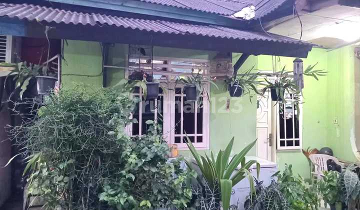 Dijual Cepat Rumah Dekat Alam Sutera, Tangerang Selatan Dijual Cepat Rumah Dekat Alam Sutera, Tangerang Selatan