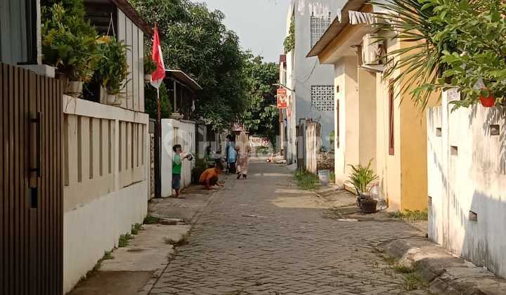 Rumah Minimalis 1 Lantai di Kayu Gede 2 nempel Graha Raya  2