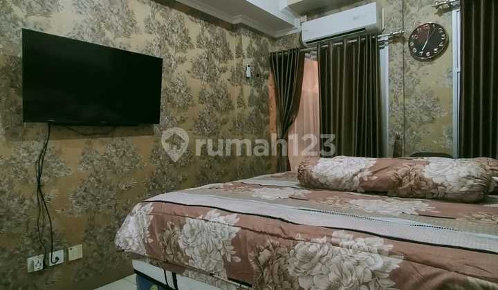 For Sale or Rent: 2BR apartment in Victoria Square fully furnished. 1