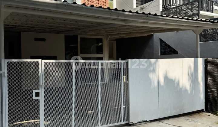 Dijual Rumah Minimalis Modern Dalam Perumahan Yang Nyaman Di Lebak Bulus Jakarta Selatan. Dijual Rumah Minimalis Modern Dalam Perumahan Yang Nyaman Di Lebak Bulus Jakarta Selatan.