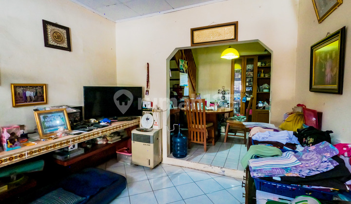 ruang keluarga dijual murah rumah di ciledug