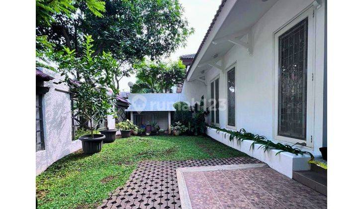 Rumah 2 Lantai Bagus Semi Furnished SHM Vila Cinere Mas, Depok Dengan Taman Asri Kolam Ikan Dan Extra Lahan 2