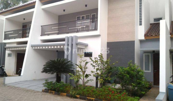 For Sale Townhouse Dengan Privat Pool di Fineliving Mampang Residence 2