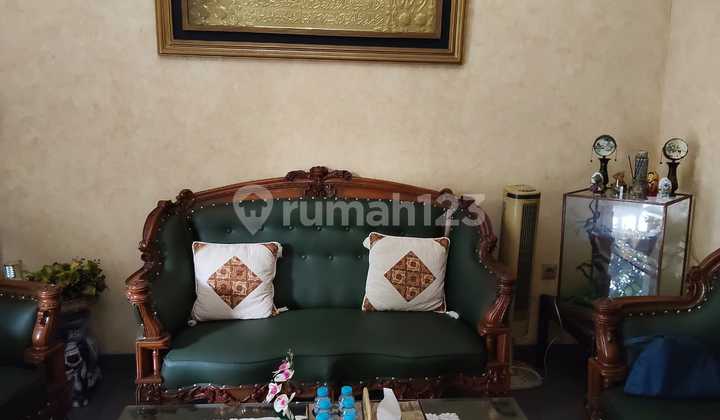 Rumah Luas 487 M² di Pesanggrahan, Jakarta Selatan - Akses Mudah ke Tol 2