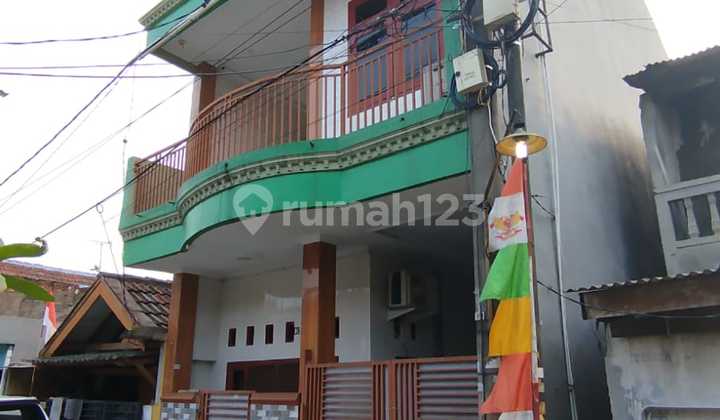For sale: 2-story house ready to occupy, fully furnished, located in the Gembor area, Tangerang City. 2
