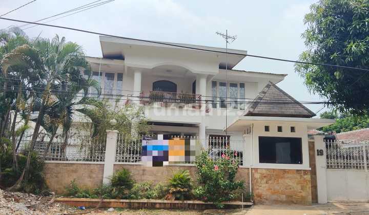 For Sale: Ready-to-Occupy House in Pengadegan Area, South Jakarta 2