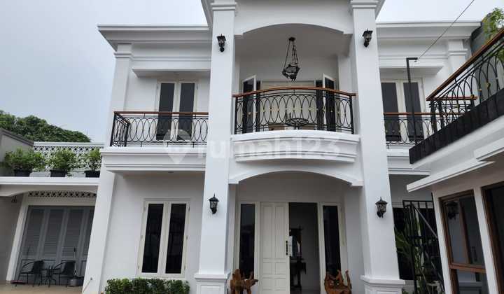 Dijual rumah semi furnish mewah siap huni Dijual rumah semi furnish mewah siap huni