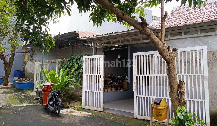 Dijual Rumah Asri posisi Hoek di Mahkota Simprug Larangan Ciledug 1