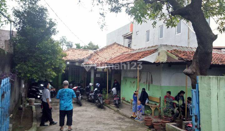 Rumah Pinggir Jalan Zona Ungu Ciracas, Jakarta Timur 1