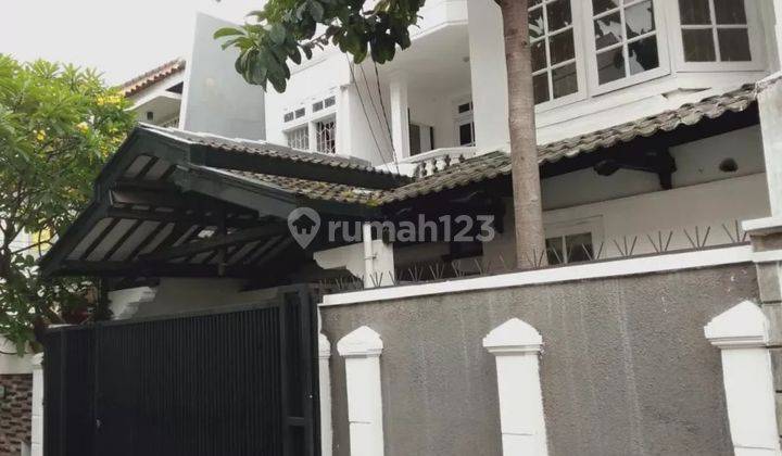  Disewakan Rumah 2,5 Lantai Siap Huni, Tebet Utara 2