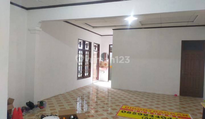 Disewakan Rumah Bagus Untuk Kantor di Argasunya, Cirebon 5