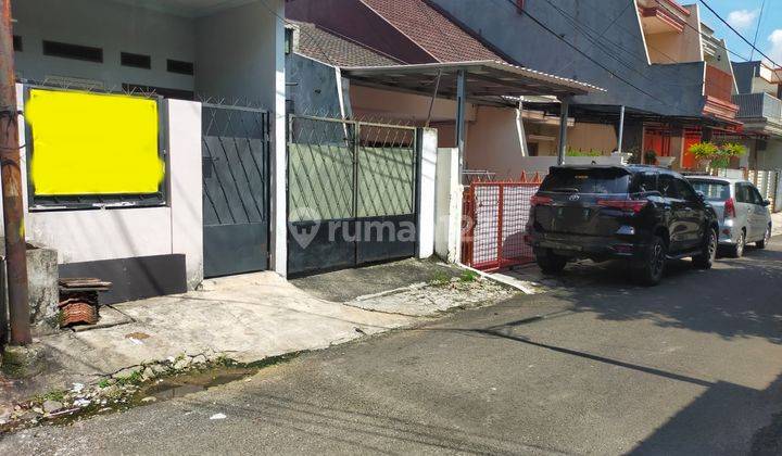 Disewakan Rumah di Pondok Kelapa Siap Huni 1