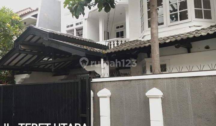 Rumah Besar Untuk Hunian Dan Usaha Kawasan Tebet 2