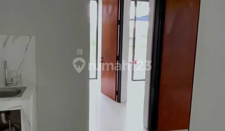 NEW SINGLE-STORY LUXURY HOUSE TYPE IXIA IN THE LUXURY CLUSTER THE AMAYA UNGARAN, SEMARANG REGENCY 2