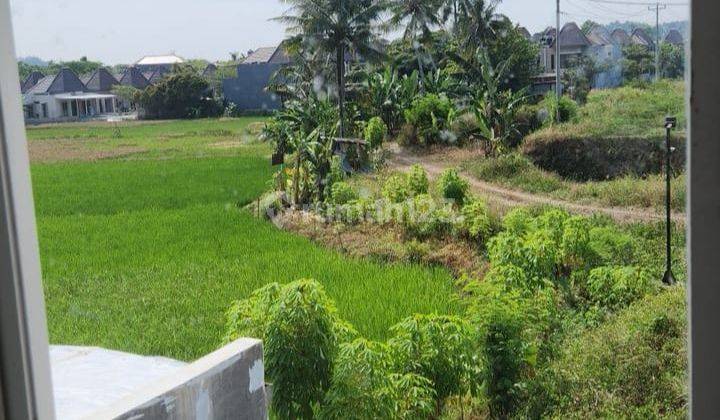 Rumah Mewah Posisi Hook Di Dalam Cluster Daerah Ungaran  2